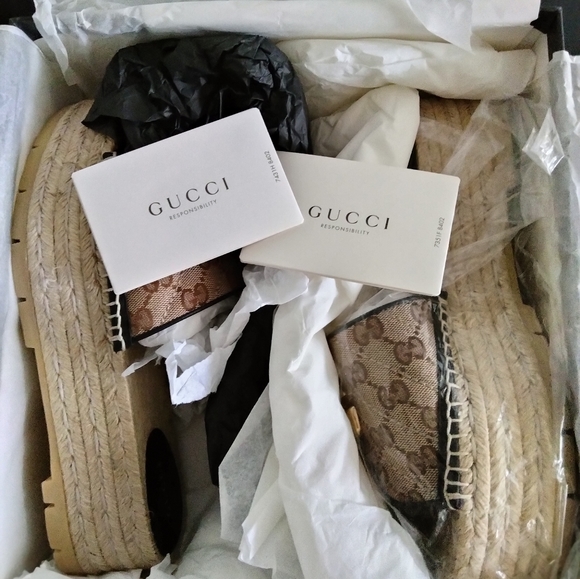 SOLD💥Gucci💥🧡Platforms - Picture 2 of 8